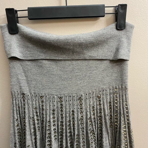 Susana Monaco Cotton Grey Embellished Skirt Size Small - Picture 2 of 5